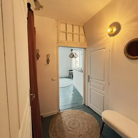 Le Des Halles * Martel