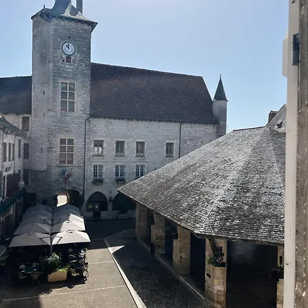 Le Des Halles * Martel